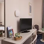 Crystal Hotel 3*
