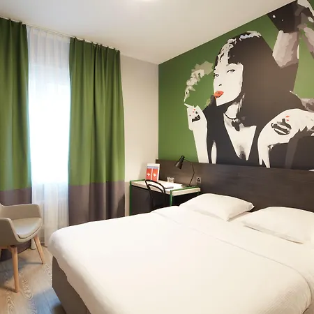 Hotel Crystal 3*