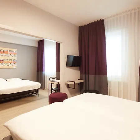 Hotel Crystal 3*